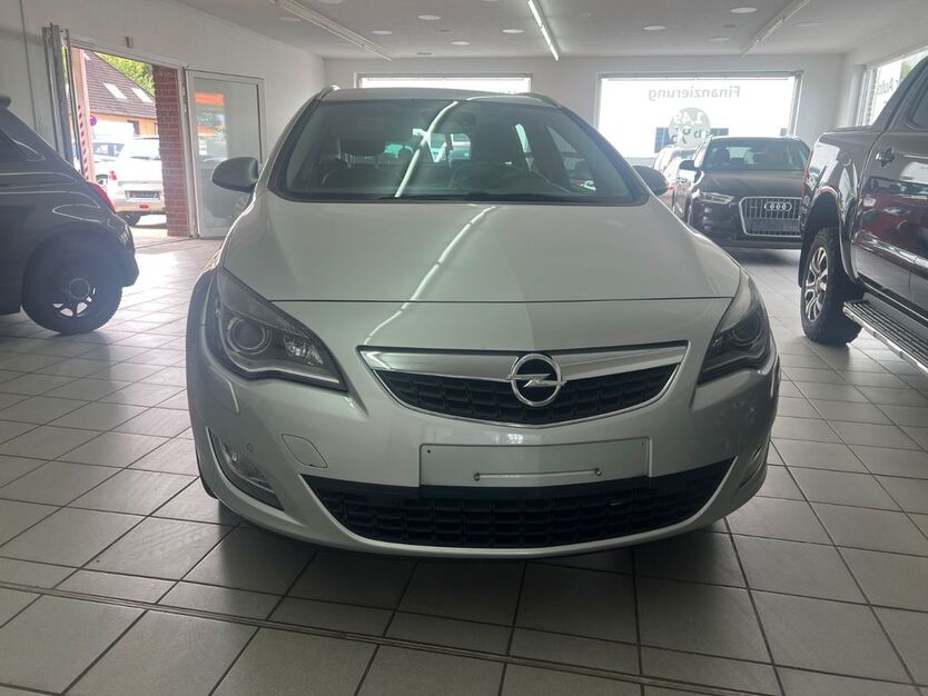 Opel Astra 175.000 km 7.490 € Schwentinental 24223