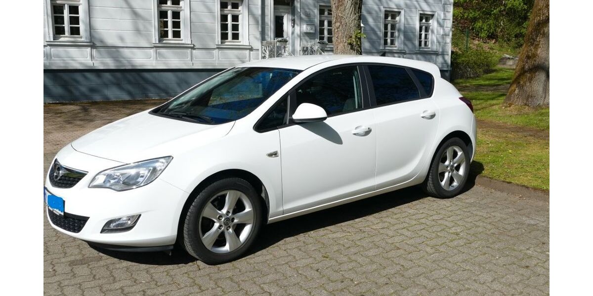 Opel Astra 101.000 km 7.900 &euro; Werdohl 58791
