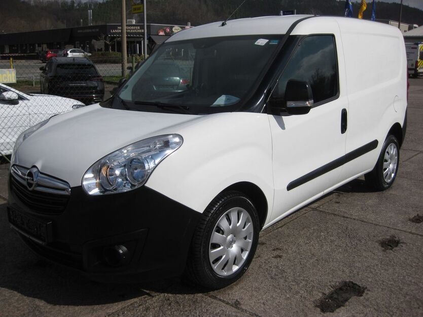 Opel Combo 74.000 km 9.990 € Bad Blankenburg 07422