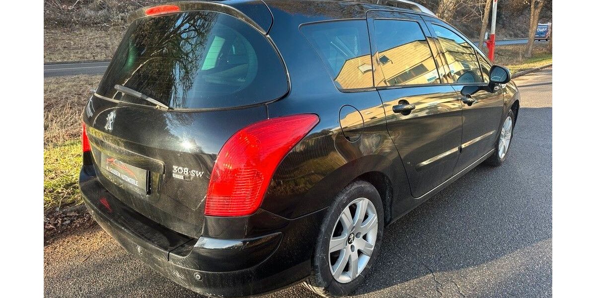 Peugeot 308 296.000 km 2.699 &euro; Altensteig 72213