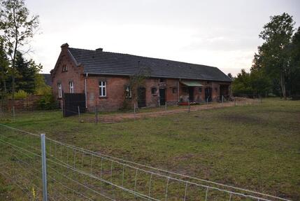 Wirtschaftsgebäude 150m2 mit Grundstück 884m2 Stadtnah CB 5km