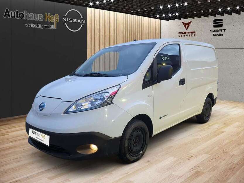 NV200
