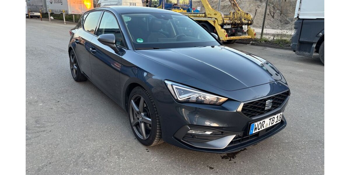 Seat Leon 103.000 km 24.000 &euro; München 81549