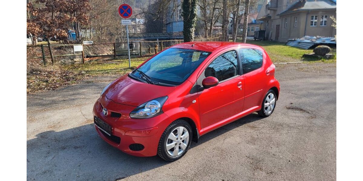 Toyota Aygo (X) 8.300 km 9.900 &euro; ROTTWEIL 78628