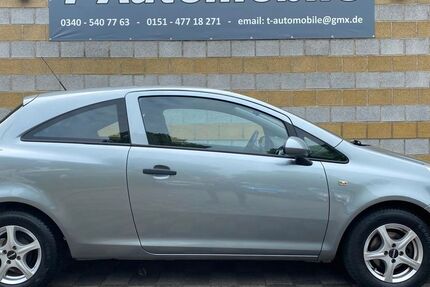 Opel Corsa 122.800 km 3.499 &euro; Dessau-Roßlau 06847