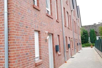 Haus Cloppenburg - 4 Zimmer, 108 m&sup2;, 1.150&euro; | Angebot:26406530