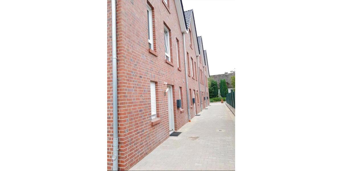 Reihenhaus Cloppenburg - 4 Zimmer, 108 m&sup2;, 1.150&euro; | Angebot:26406530