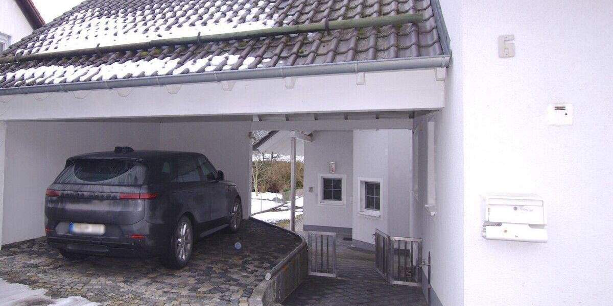 Doppelhaushälfte Lupburg - 4 Zimmer, 170 m&sup2;, 1.440&euro; | Angebot:25390918