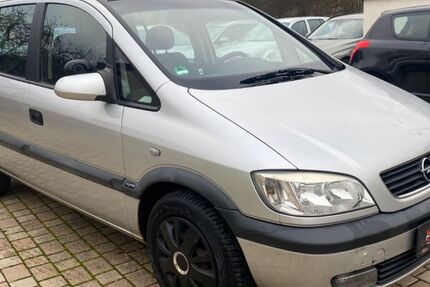 Opel Zafira 210.000 km 1.799 &euro; Haiterbach 72221