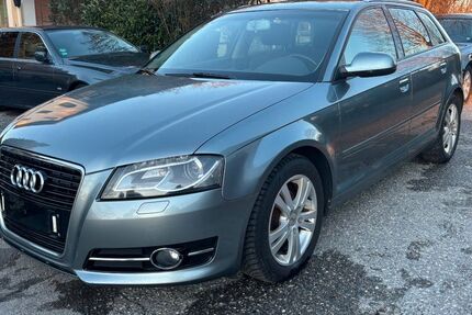 Audi A3 275.900 km 2.990 &euro; Rohrdorf 83101