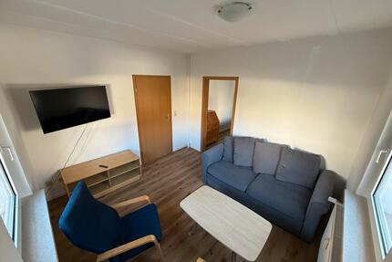 Erstbezug: voll möblierte 2 Zimmer, Küche, Bad, Terrasse, Garten