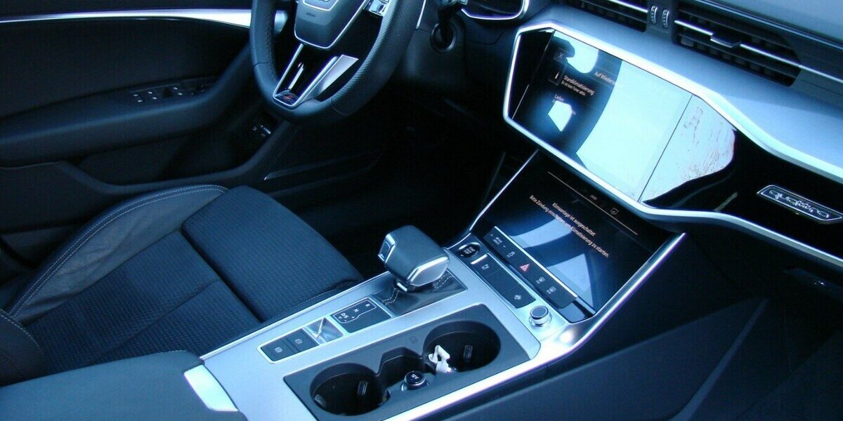 Audi A6 55TFSIe Quattro S-line HUD LED Bang&Olufsen AHK 42.672 km 44.980 &euro; Falkensee 14612