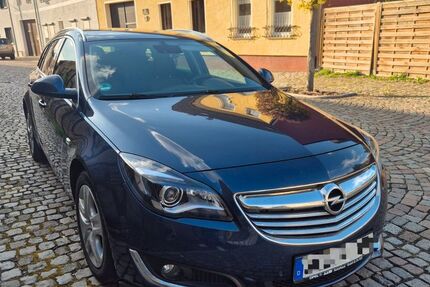 Opel Insignia 256.000 km 4.500 &euro; Jessen-Elster 06917