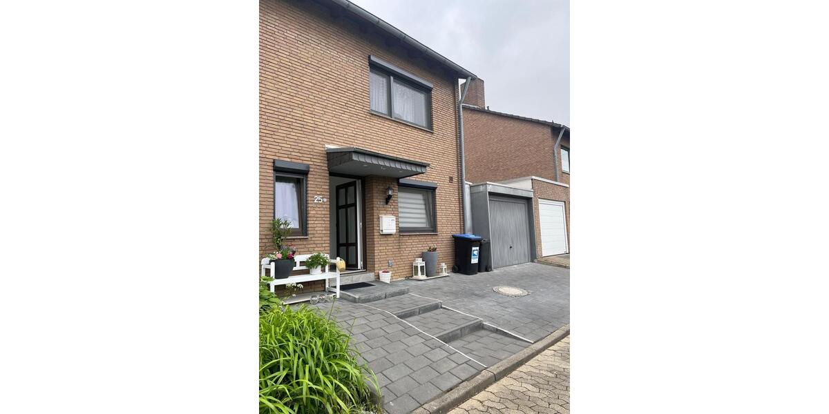 Doppelhaushälfte Laatzen - 6 Zimmer, 211 m&sup2;, 525.000&euro; | Angebot:27126852