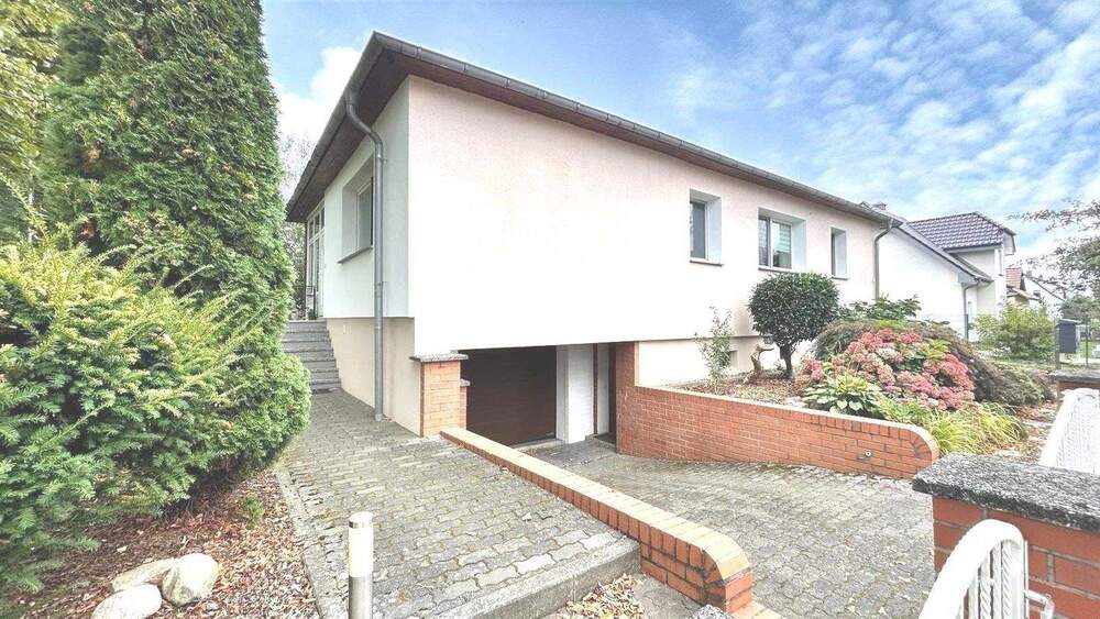 Einfamilienhaus Neutrebbin - 4 Zimmer, 102 m&sup2;, 240.000&euro; | Angebot:25729837