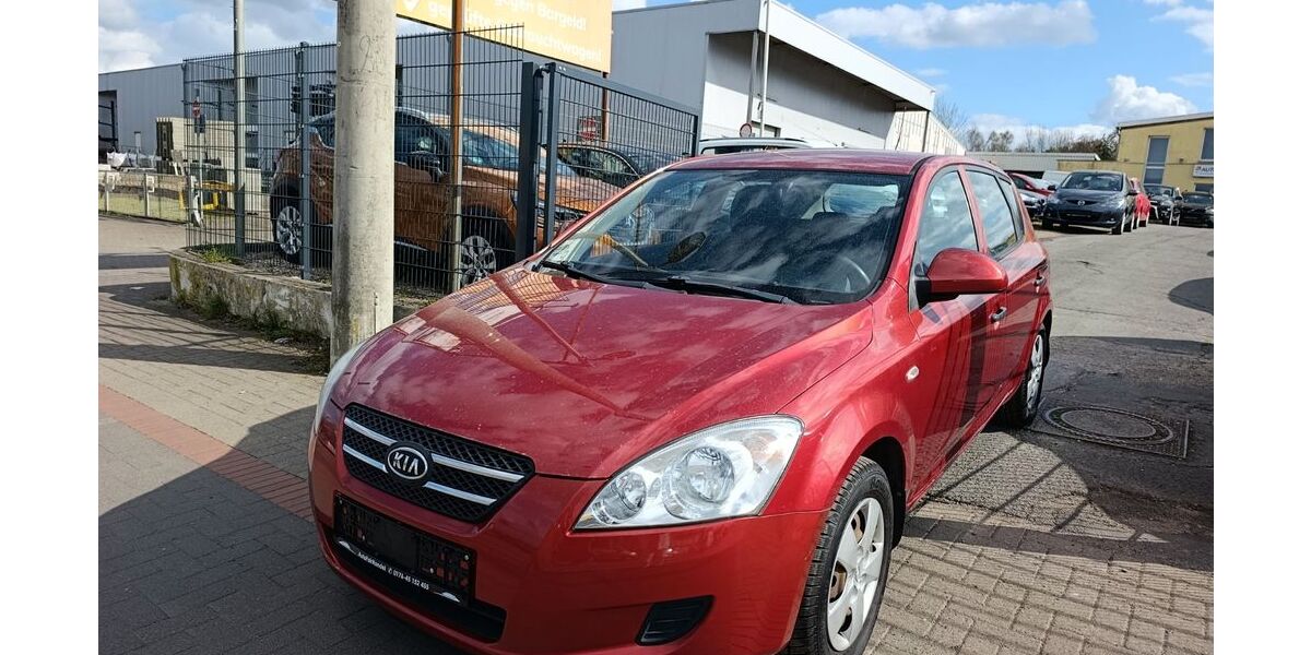 Kia ceed / Ceed 100.000 km 3.990 &euro; Hannover 30453