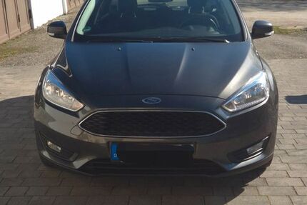 Ford Focus 94.000 km 12.000 &euro; München 81739