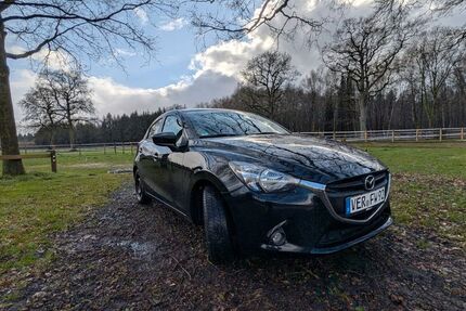 Mazda 2 97.000 km 9.850 &euro; Bad Zwischenahn 26160