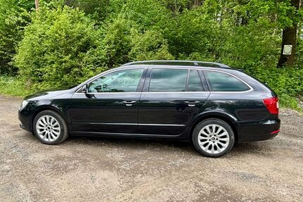 Skoda Superb 170.300 km 5.600 &euro; Steineroth 57518
