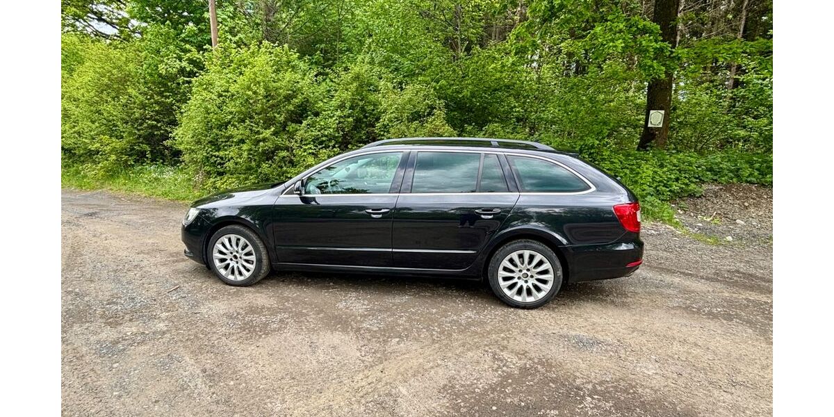 Skoda Superb 170.300 km 5.600 &euro; Steineroth 57518