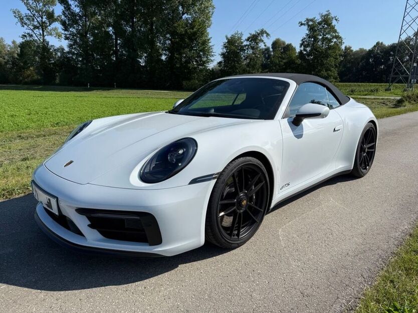 992