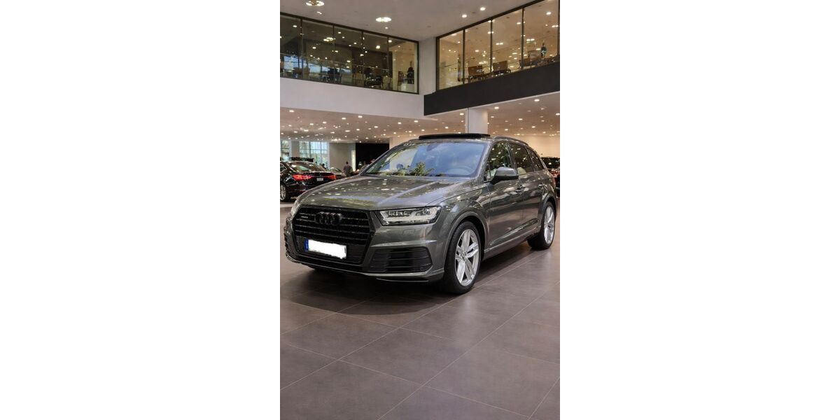 Audi Q7 203.000 km 22.500 &euro; München 80687