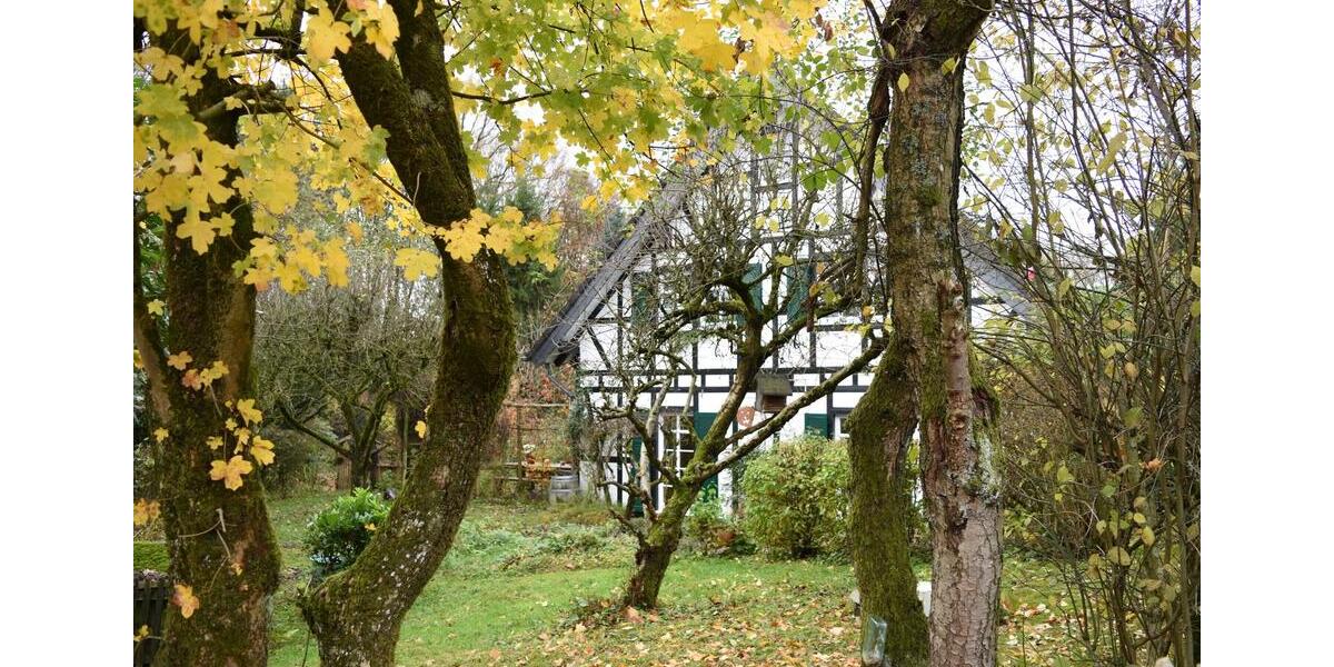Einzigartiges Bergisches Fachwerkhaus + Nebengeb.,Privatverkauf 6 zimmer