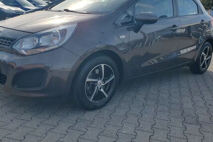 Kia Rio 89.987 km 6.799 &euro; Essen 45326