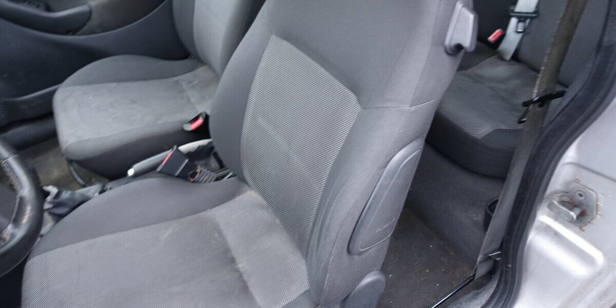 Opel Corsa Klima el. Fenster ohne TÜV fahrbereit 207.000 km 300 &euro; Neumarkt/OPf 92318