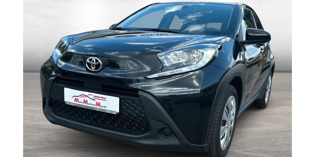 Toyota Aygo (X) 35.710 km 15.890 &euro; Ilmenau 98693