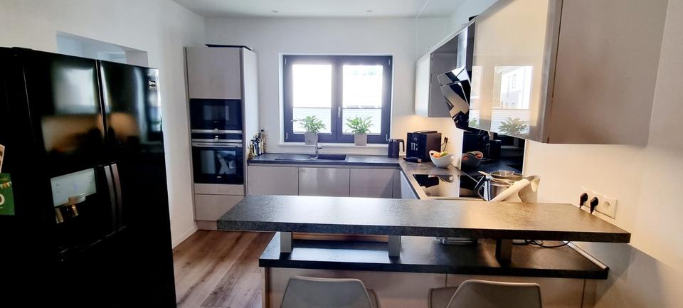 Reihenhaus Alfter - 5 Zimmer, 180 m&sup2;, 1.990&euro; | Angebot:25422431