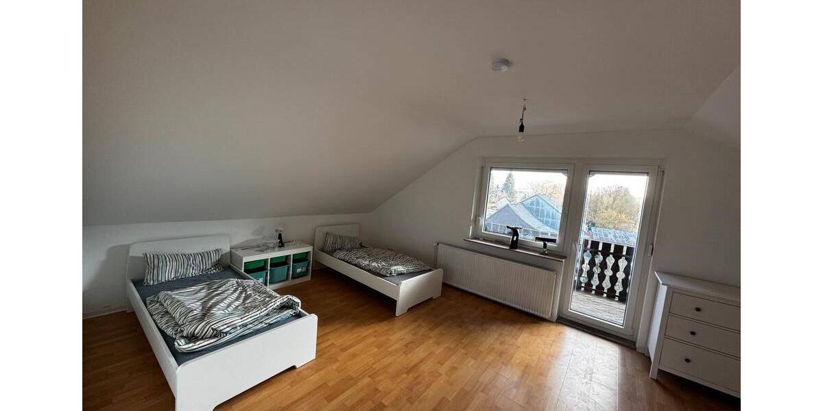 Einfamilienhaus Bodenfelde - 5 Zimmer, 255 m&sup2;, 1.090&euro; | Angebot:25324061