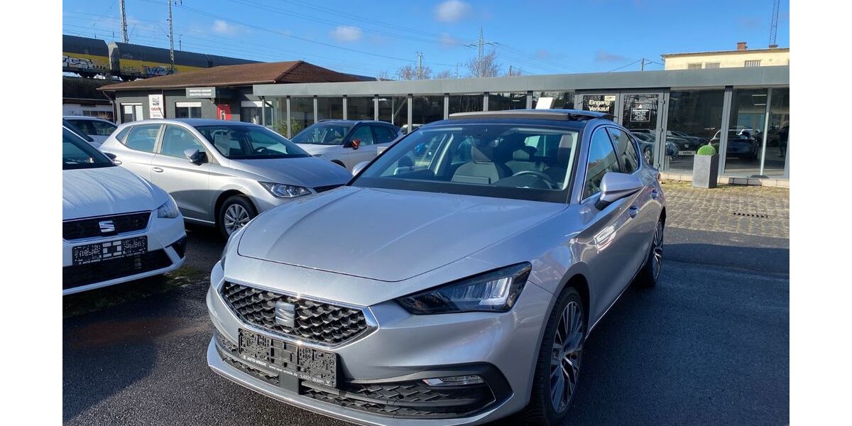 Seat Leon 41.200 km 23.500 &euro; Köln 50677