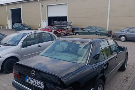 Mercedes-Benz 260 187.000 km 5.990 &euro; Weinsberg 74189