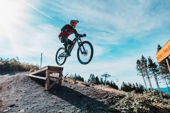 1 Zimmer Wohnung im ehemaligen vier Jahreszeiten Hotel 1 zimmer