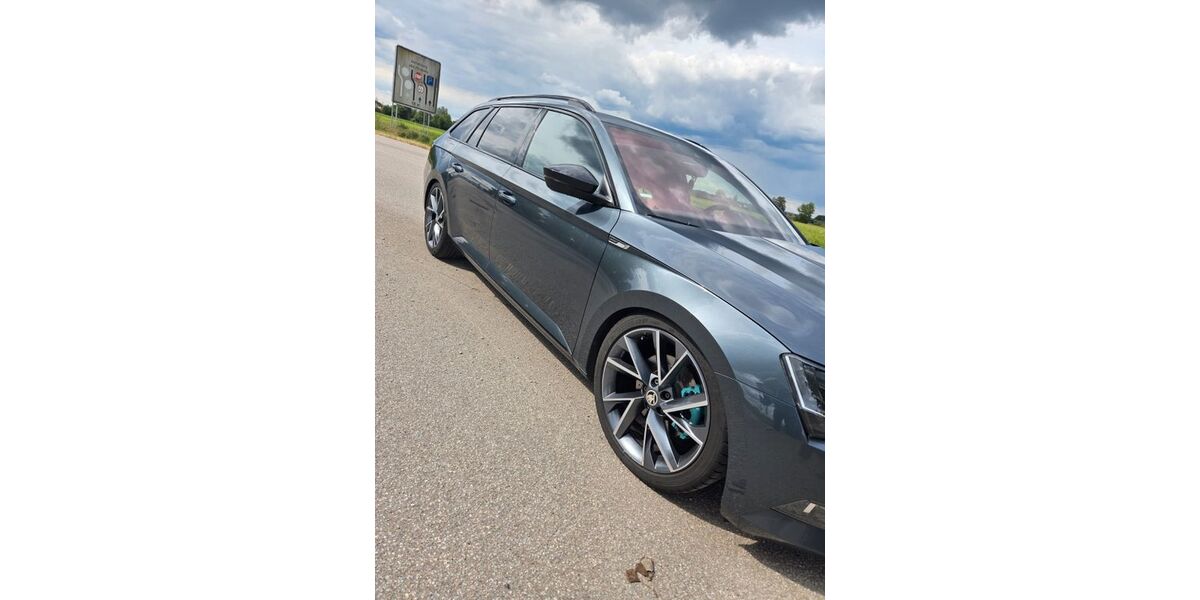 Skoda Superb 130.000 km 20.500 &euro; Neustadt 93333