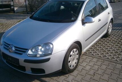 VW Golf 214.000 km 990 &euro; Eppingen 75031