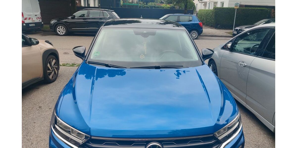 VW T-Roc 25.500 km 18.850 € Germering 82110