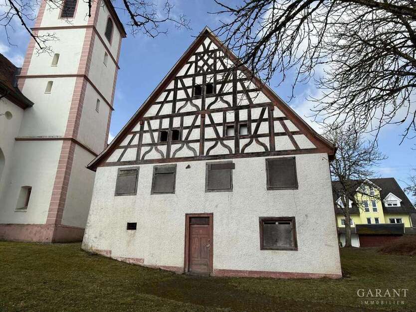 Haus zum Kaufen in Bad Dürrheim 110.000 € 200 m²