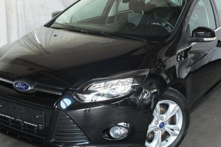 Ford Focus CHAMPIONS EDITION 5-TÜRIG orig.53.215 km ! 53.215 km 8.404 € Köln 50858