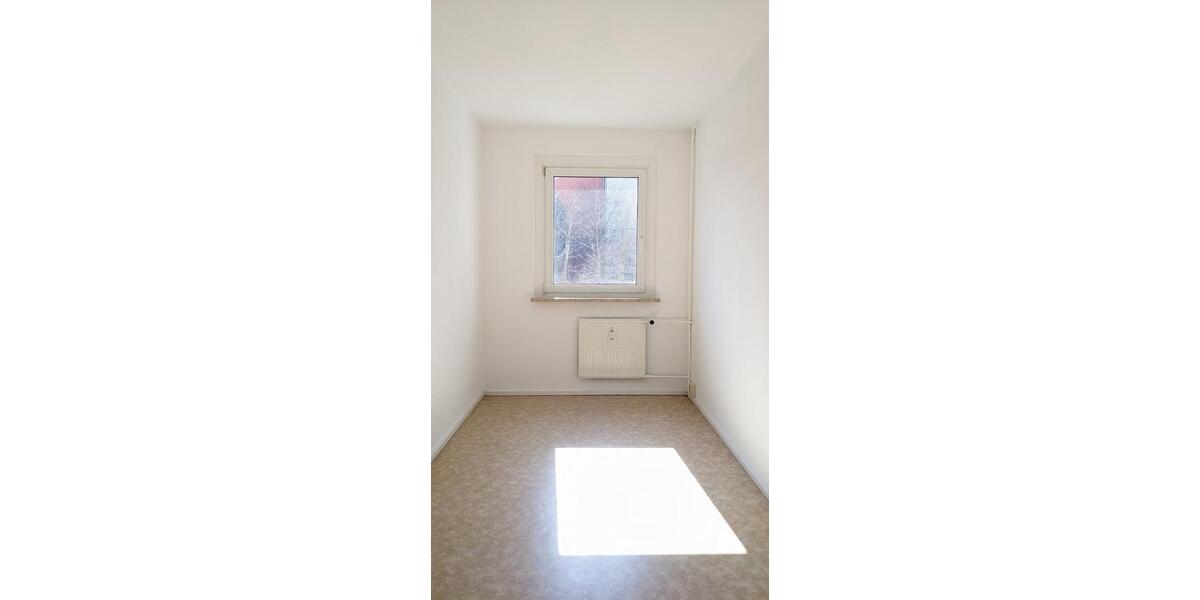Etagenwohnung Annaberg-Buchholz Buchholz - 4 Zimmer, 69 m&sup2;, 354&euro; | Angebot:23280051