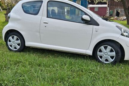 Toyota Aygo (X) 161.400 km 2.250 &euro; Reichenberg 97234