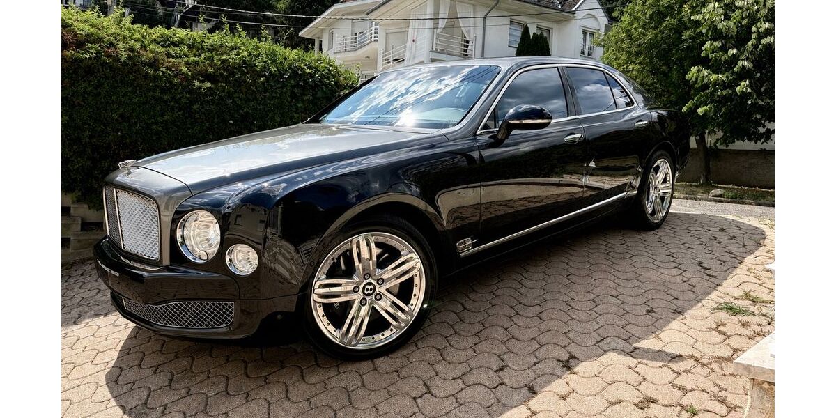 Bentley Mulsanne 59.830 km 89.900 &euro; Bad Griesbach 94086