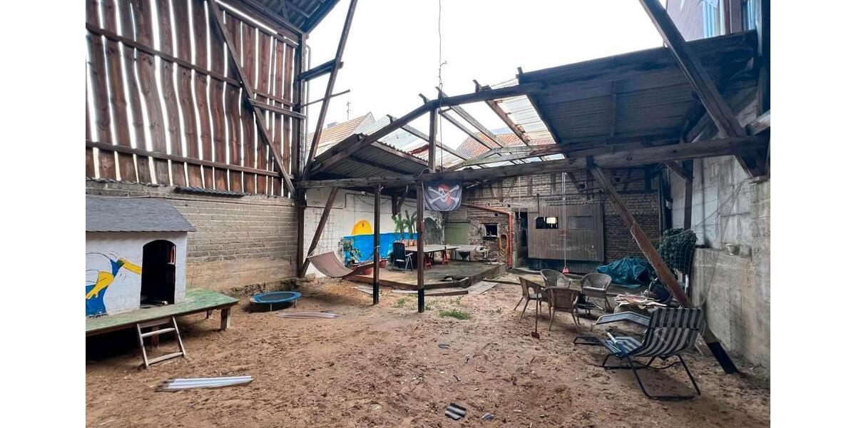 Einfamilienhaus Grafschaft - 8 Zimmer, 120 m&sup2;, 280.000&euro; | Angebot:26035082