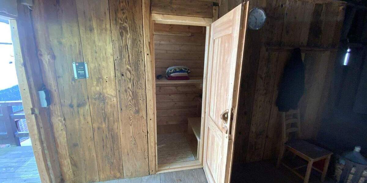 Bauernhaus, Landhaus Allendorf Aschau - 6 Zimmer, 244 m&sup2;, 250.000&euro; | Angebot:25190682