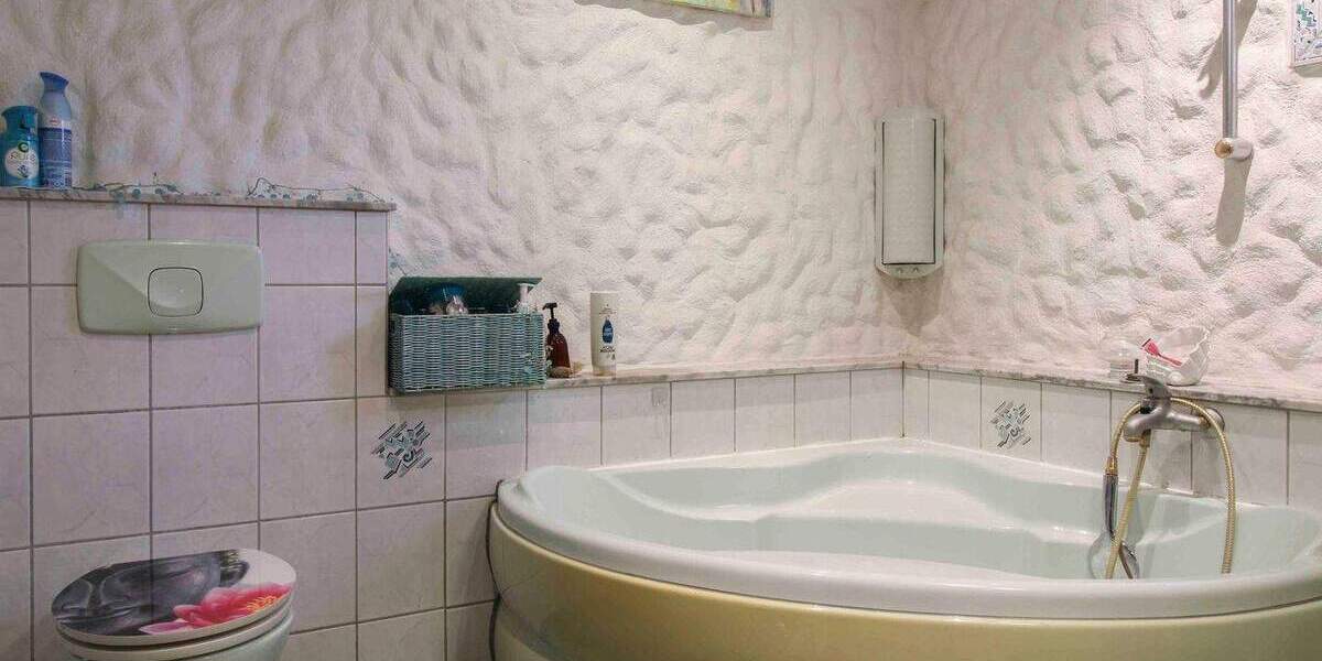 Mehrfamilienhaus, Wohnhaus Fürth Unterfarrnbach - 7 Zimmer, 230 m&sup2;, 528.000&euro; | Angebot:25474646