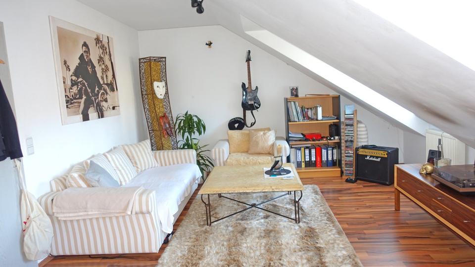 Dachgeschoßwohnung Wolfratshausen - 1.5 Zimmer, 42 m&sup2;, 265.000&euro; | Angebot:27114924