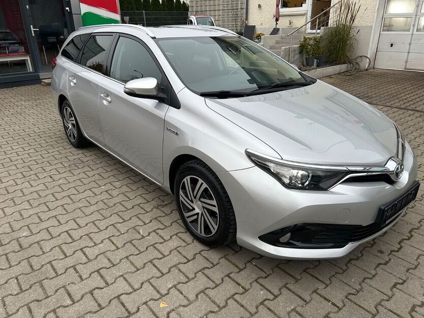 Auris