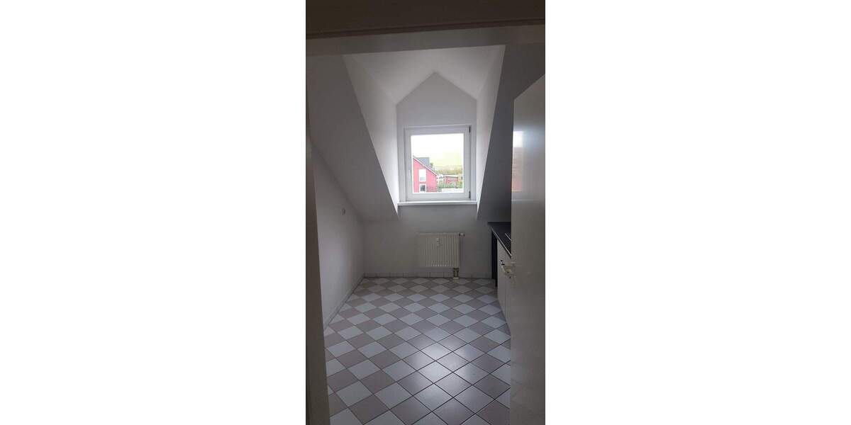 Etagenwohnung Radeberg - 2 Zimmer, 74 m&sup2;, 146.000&euro; | Angebot:26257962