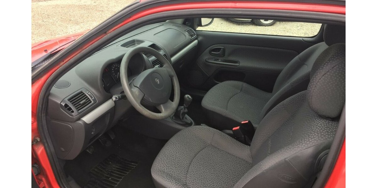 Renault Clio Campus YAHOO,8 Fach Bereift,Tüv Neu! 161.000 km 3.250 &euro; Himmelkron 95502